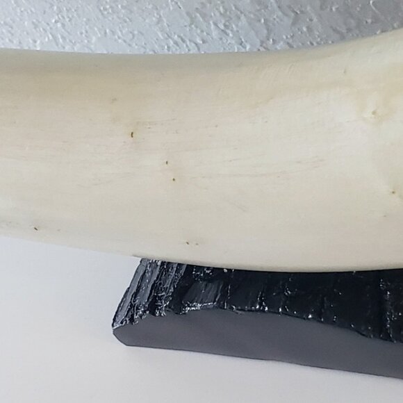 REALISM FAUX ART ELEPHANT TUSK NEUTRAL COLOR WOOD CARVING 30" EBONY WOOD 🦏 - Picture 10 of 16